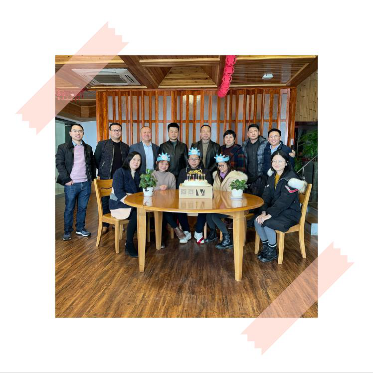 2021z6com·尊龙凯时集团首场生日会